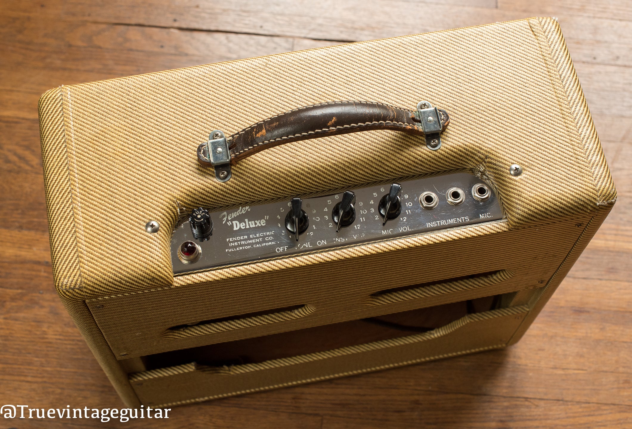 Original leather handle, Vintage 1953 Fender Deluxe Amplifier, tweed