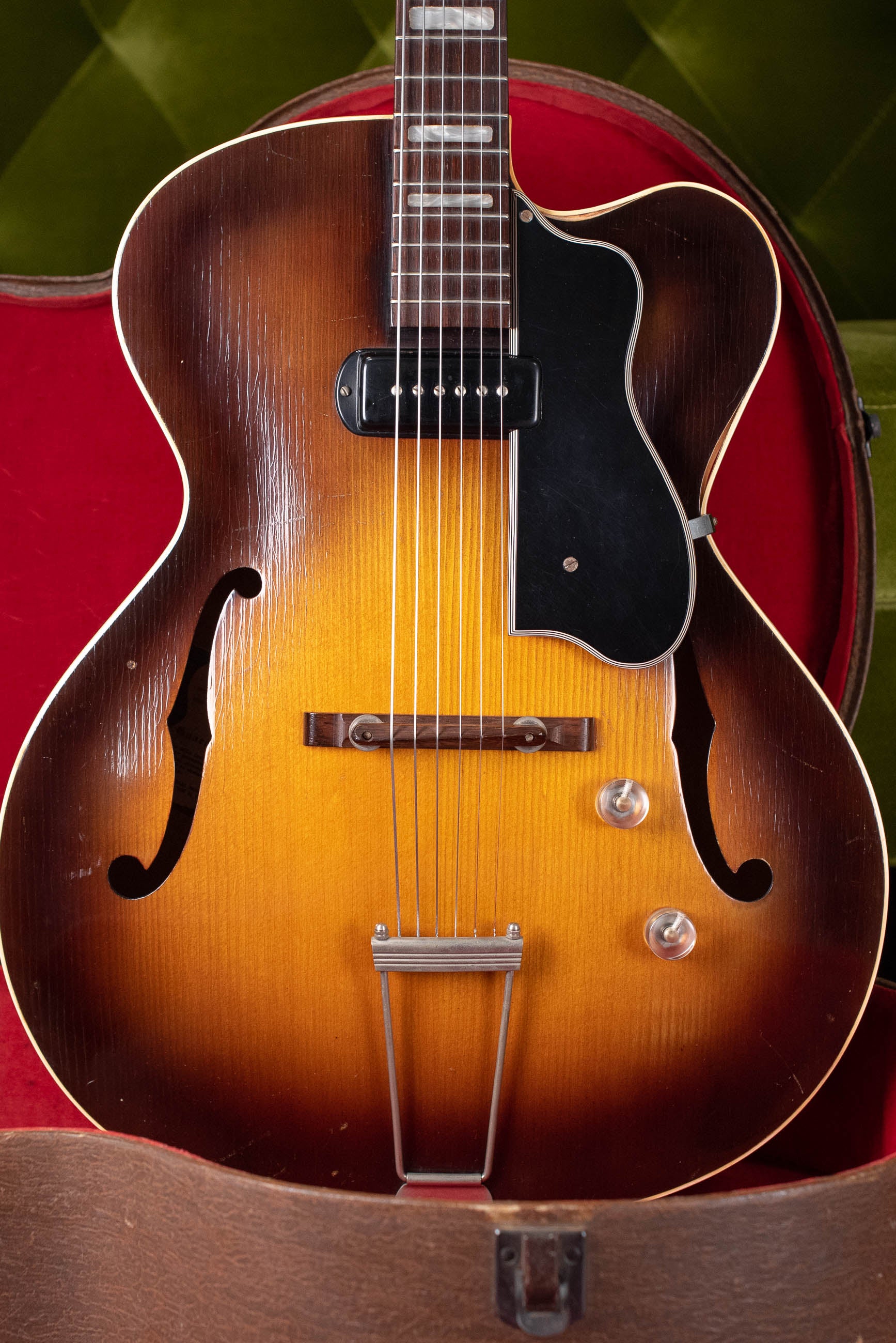 Vintage 1954 Guild X150 Savoy archtop electric guitar