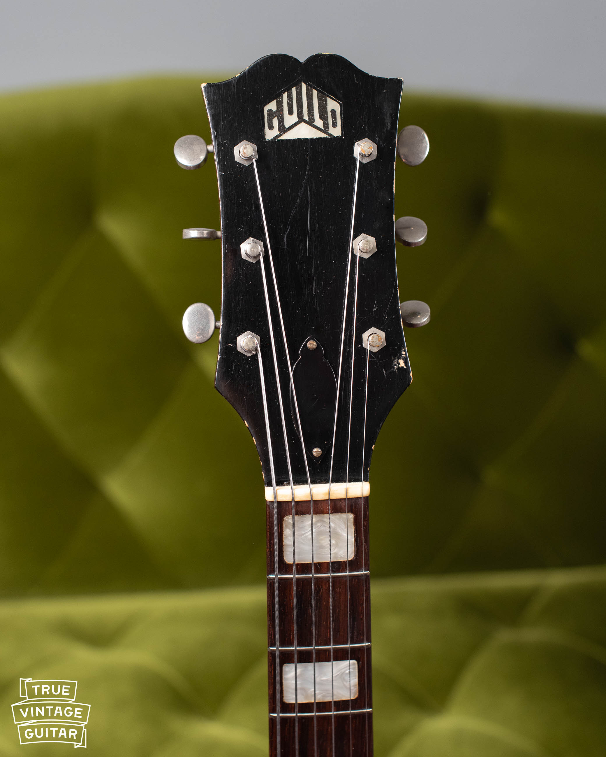 Guild headstock logo 1954