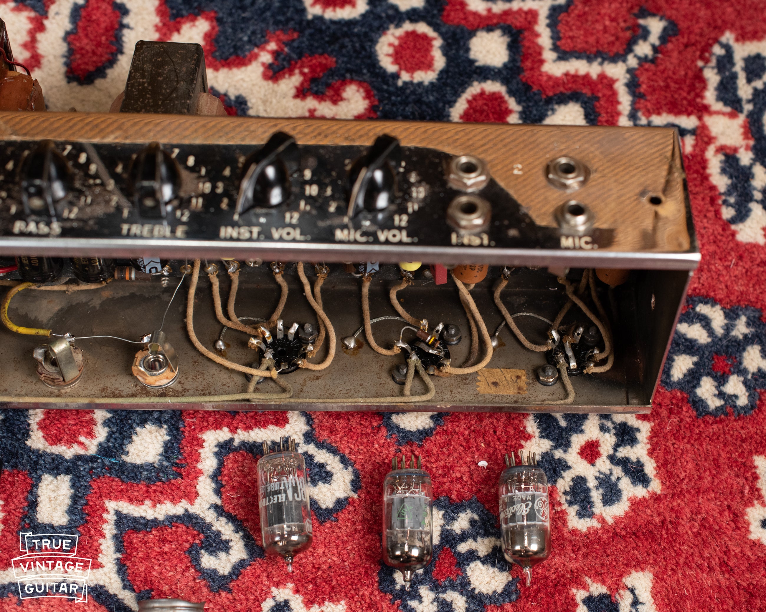 Lilly wired tweed Bandmaster