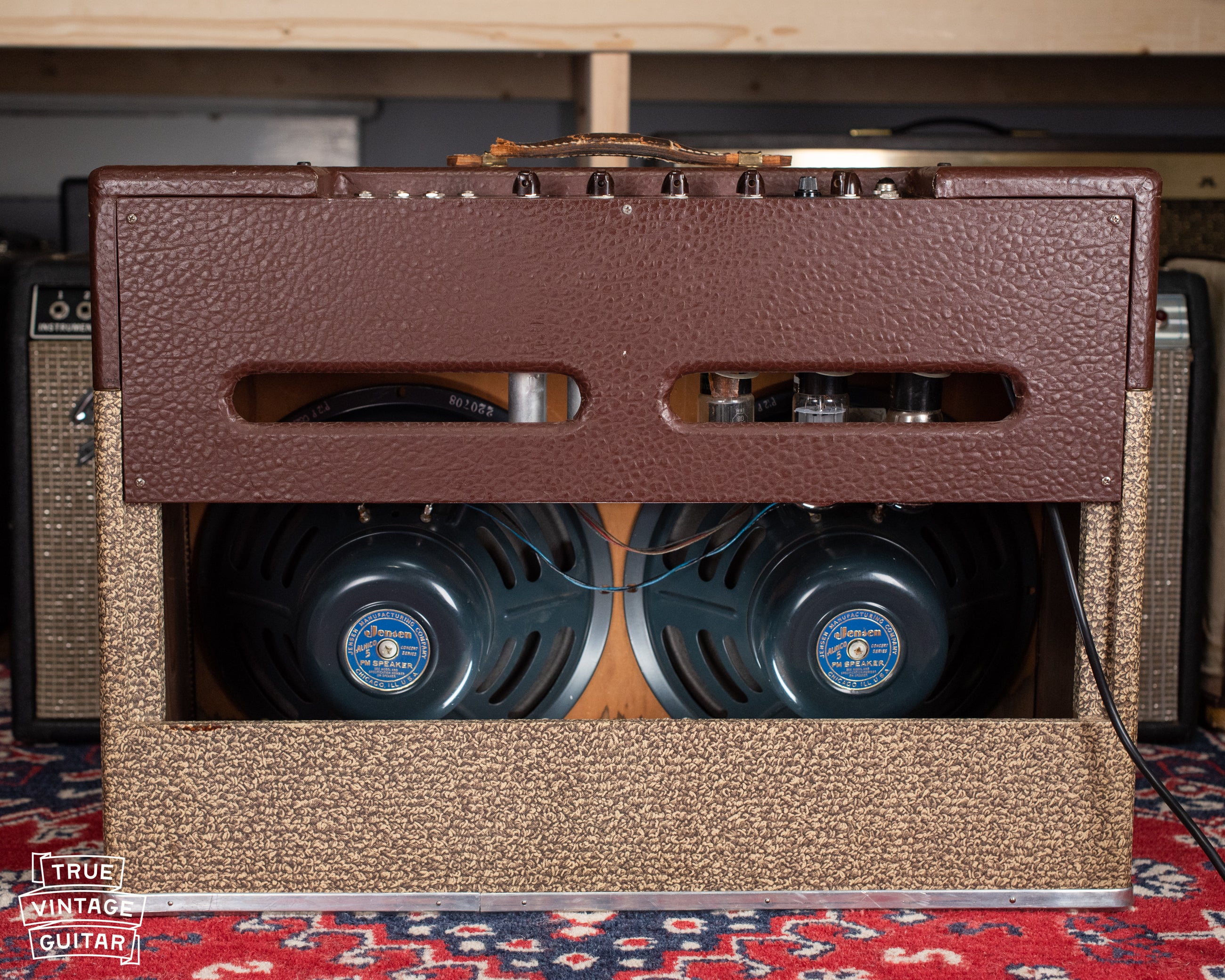 Vintage Gibson guitar amp two 12" speakers