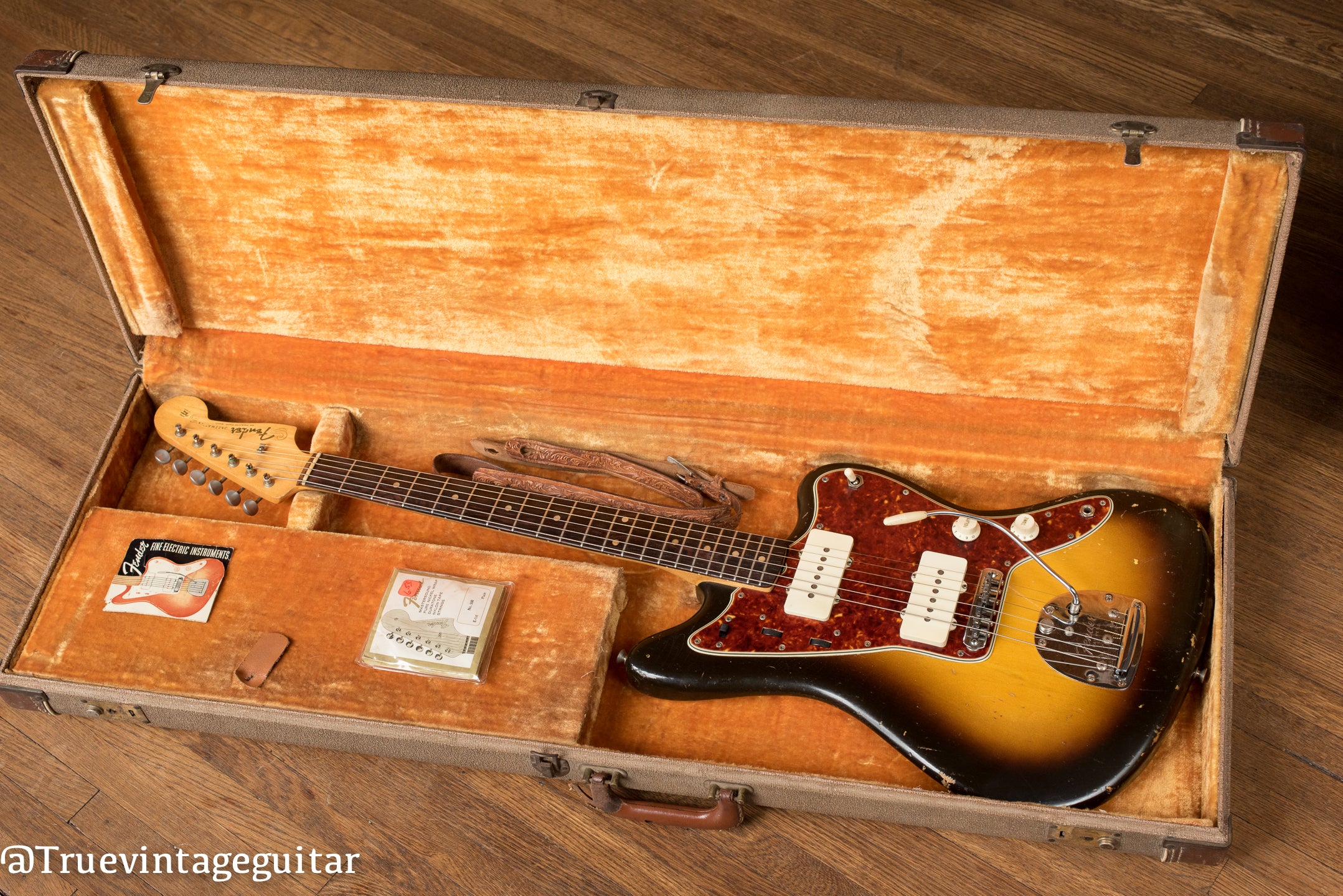 1960 Fender Jazzmaster – True Vintage Guitar