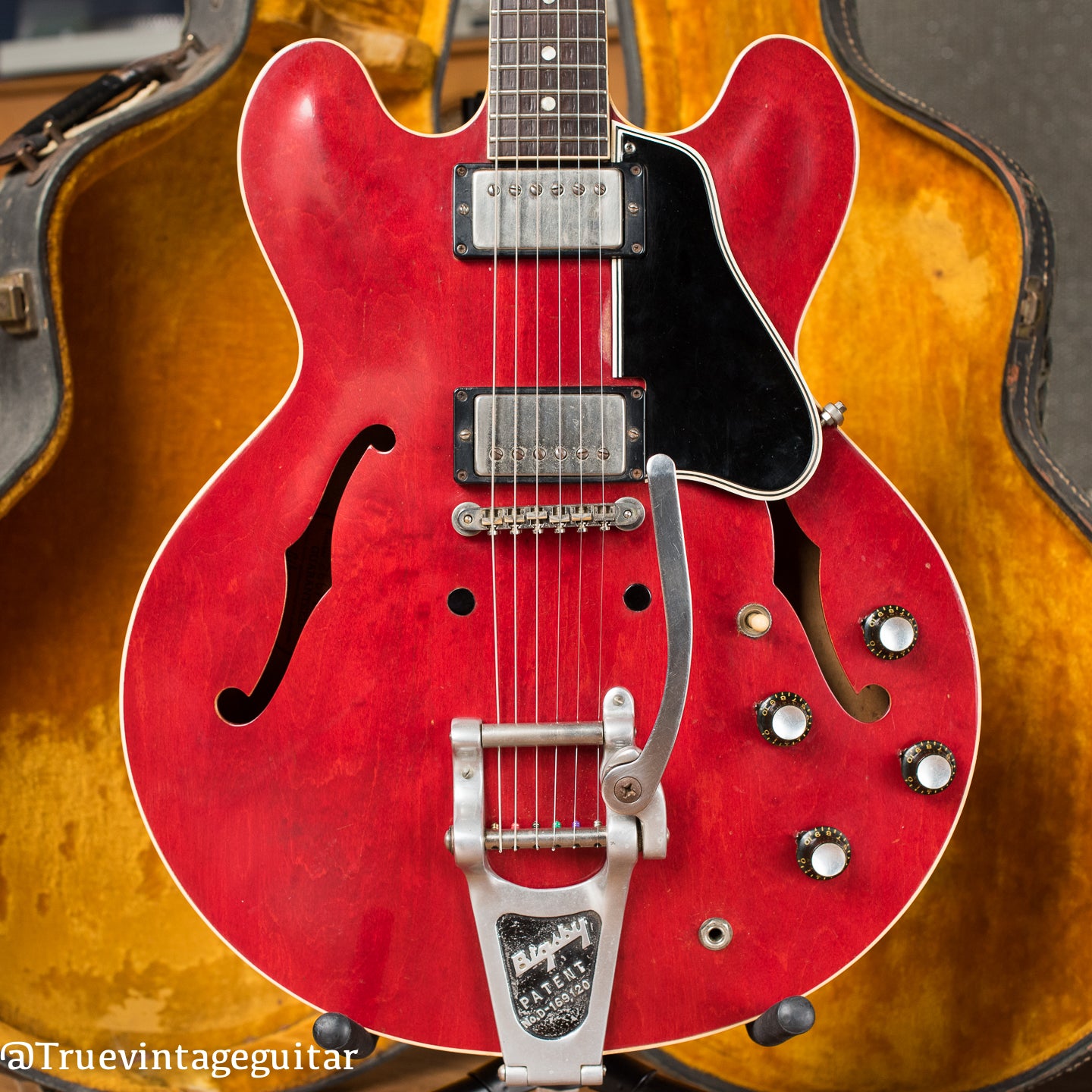 1961 Gibson ES-335 guitar, Cherry Red, Bigsby