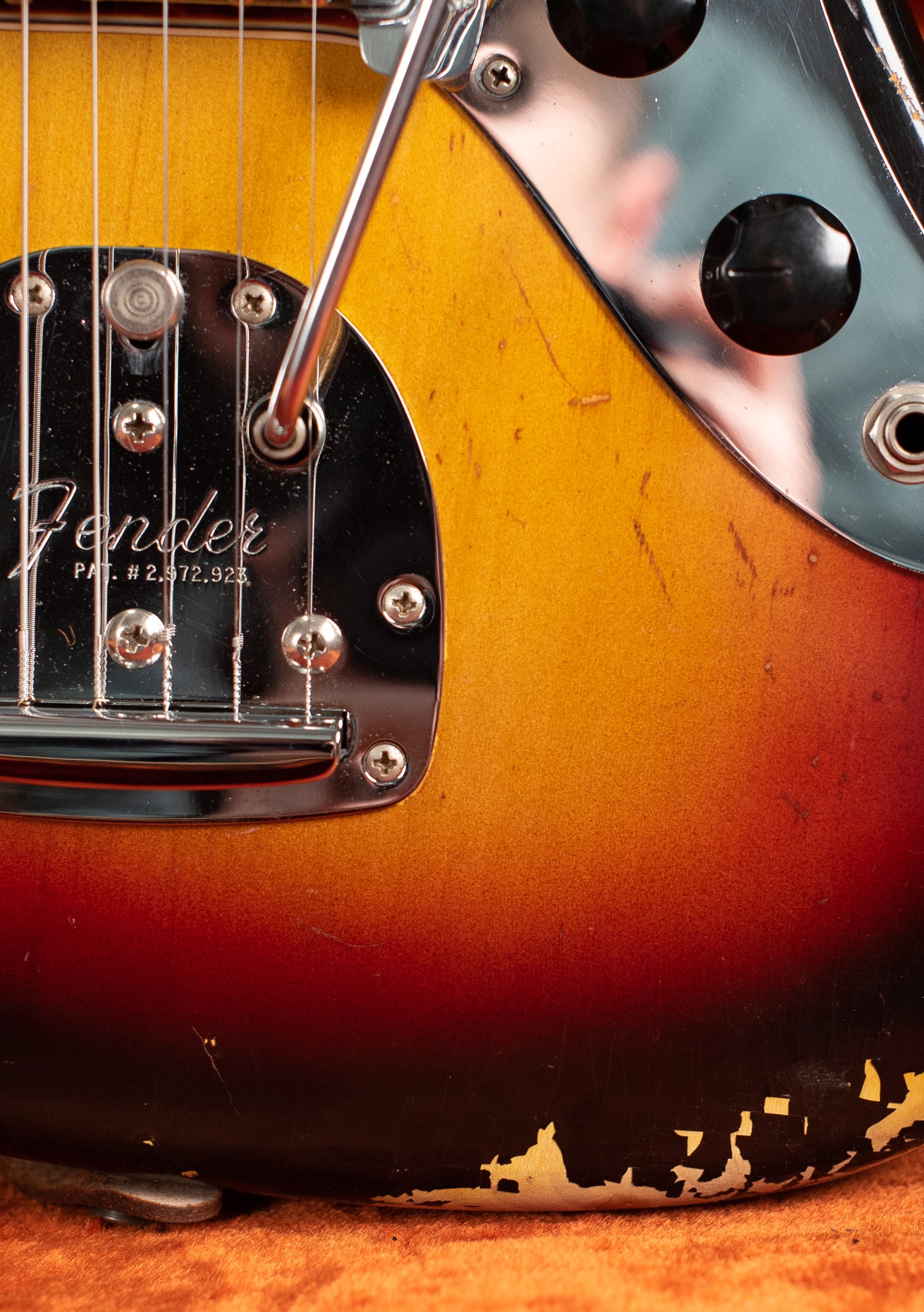 Finish flaking, Vintage 1963 Fender Jaguar Sunburst