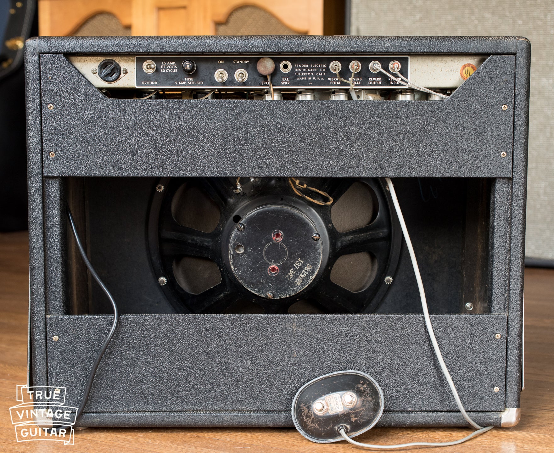 Vintage 1964 Fender Vibroverb guitar amplifier