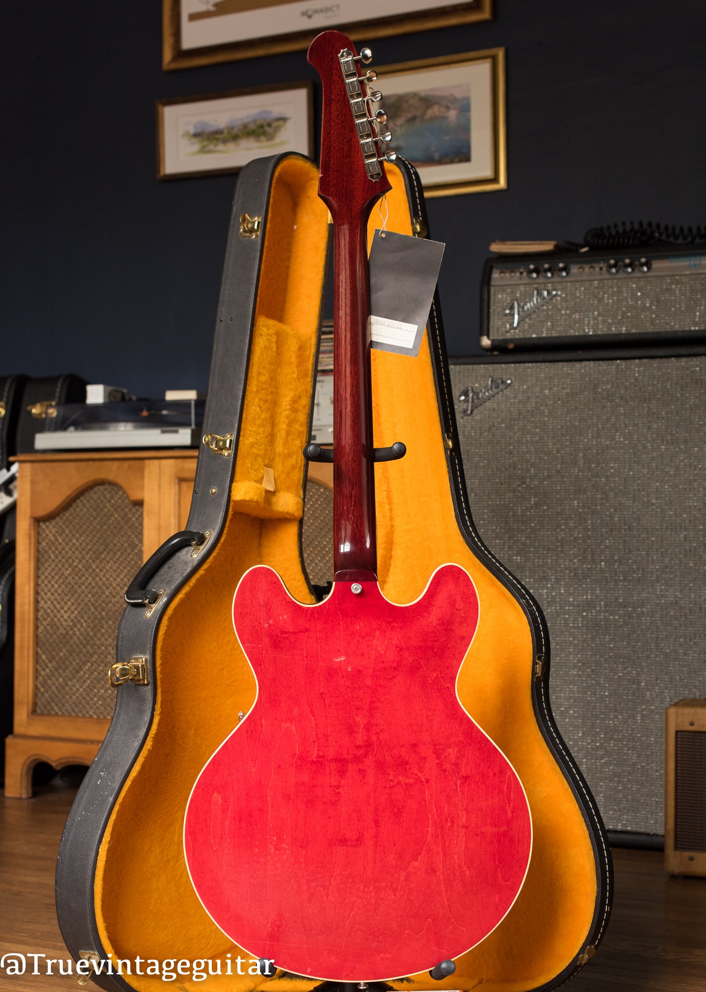 Back 1968 Gibson Trini Lopez Standard