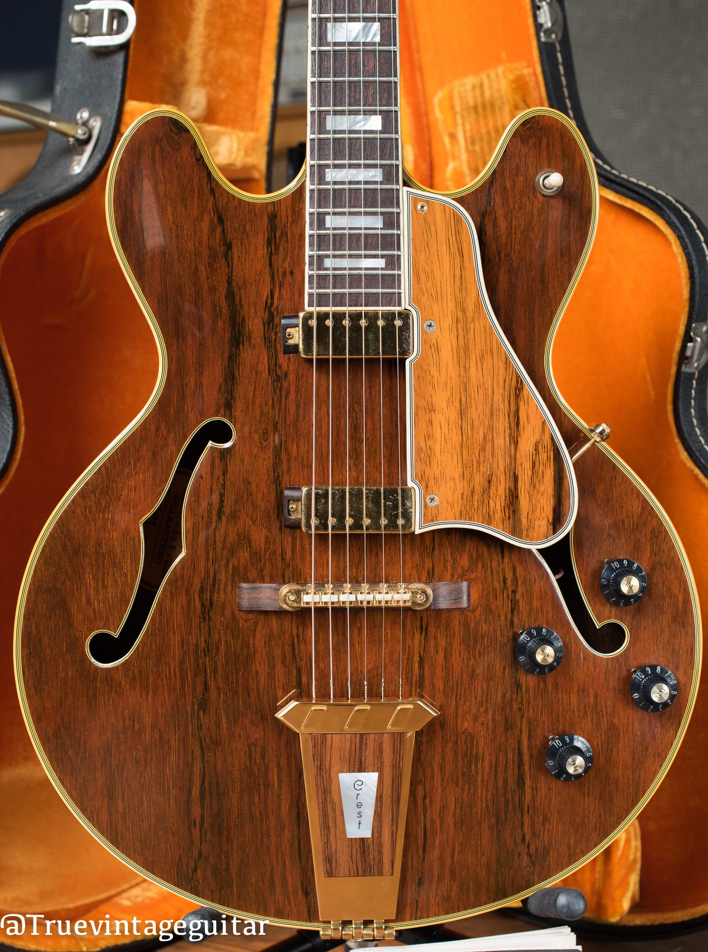 Gibson Crest Gold electric guitar 1970