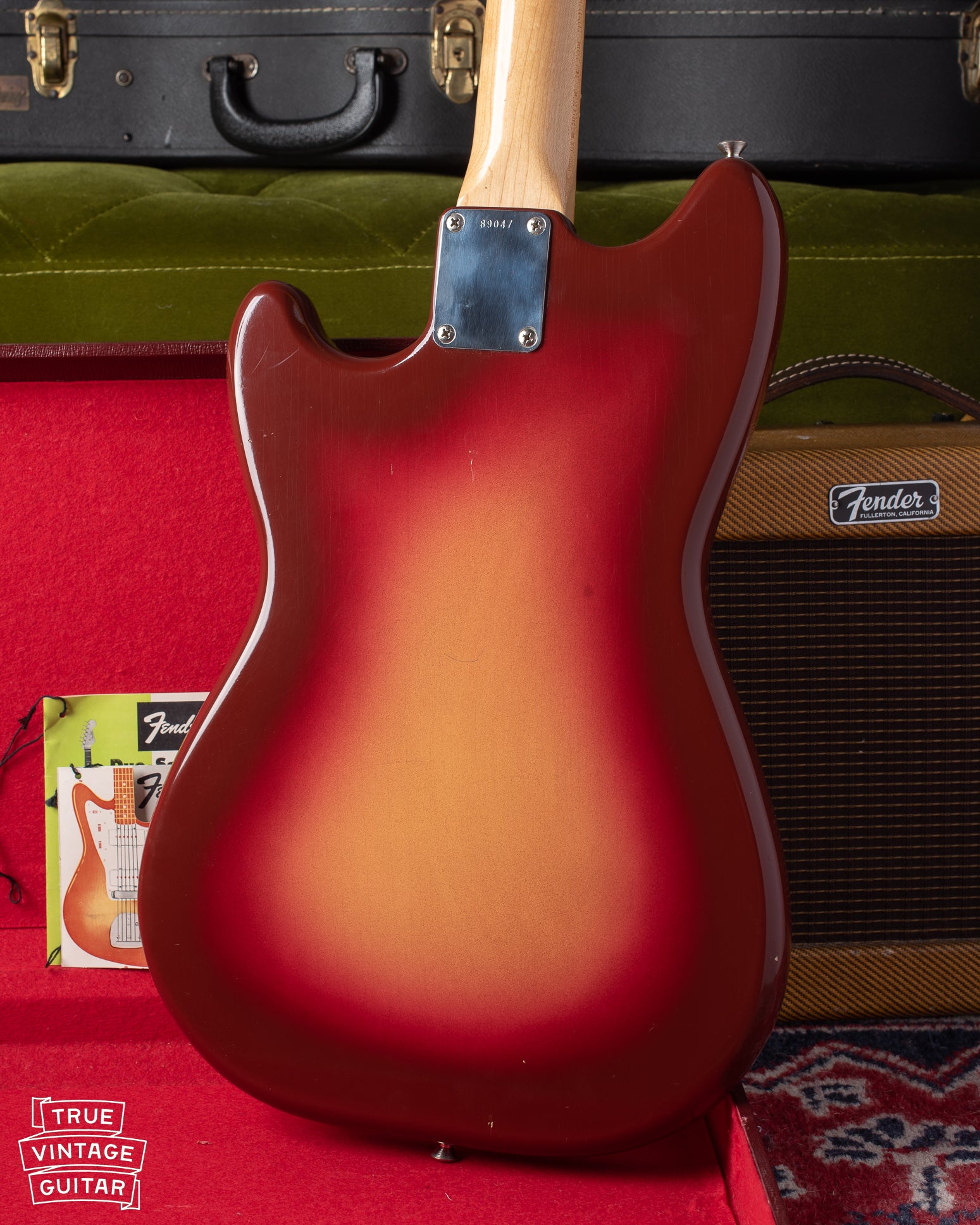 Brownish Red sunburst finish on Fender Duo Sonic 1962