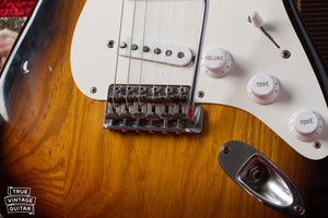 Bridge saddles on Fender Stratocaster 1954