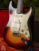 Finish checking on 1963 Fender Stratocaster