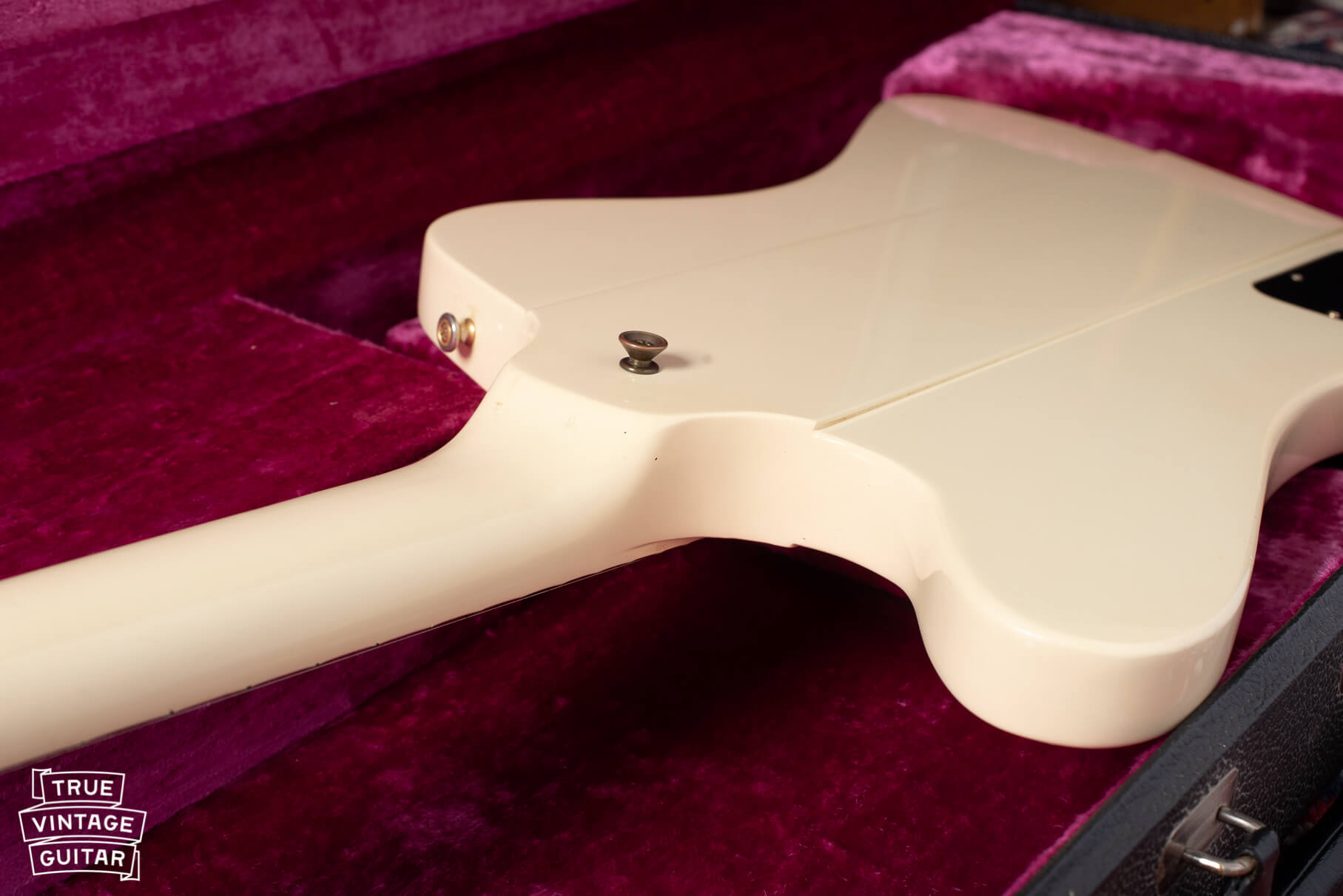 Neck through body construction