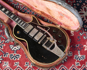 1960 Gibson Les Paul Custom black in pink and brown case