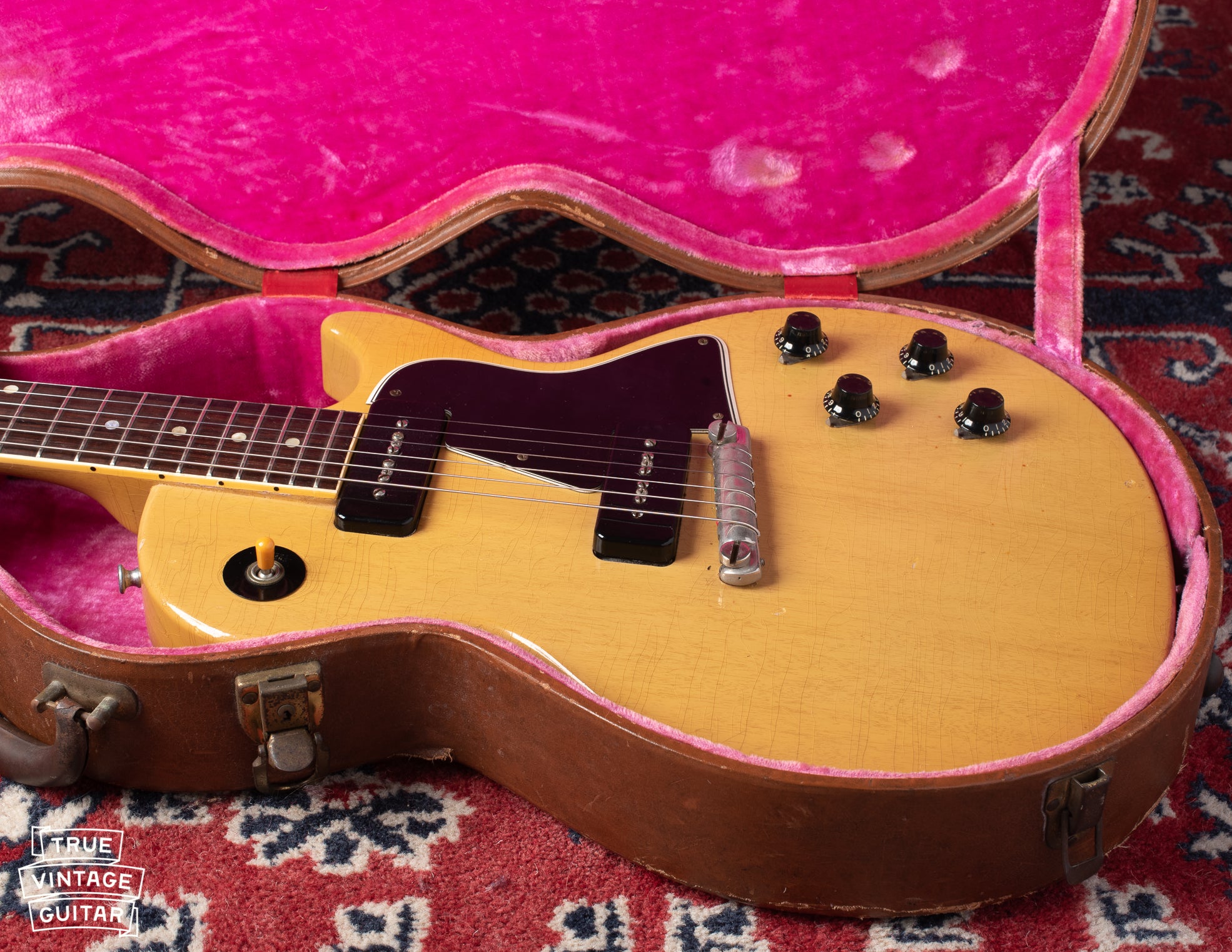 1956 Gibson Les Paul Special in pink and brown lifton case