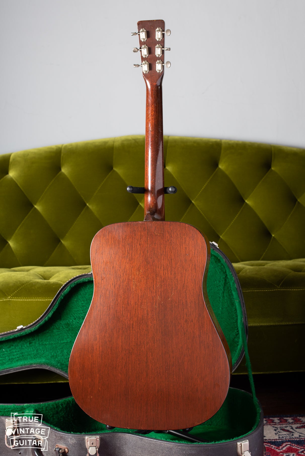 Back of Martin D-18 1957